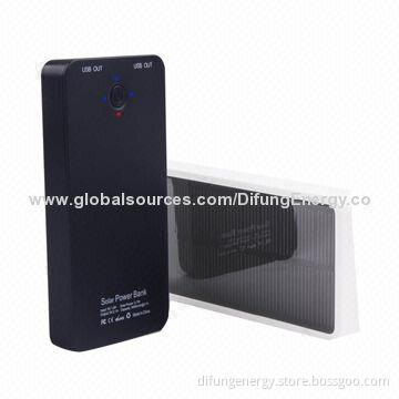 Solar Charger Power Bank, RoHS/CE Certificates, Classical Double USB Charger in 2014 Best Market